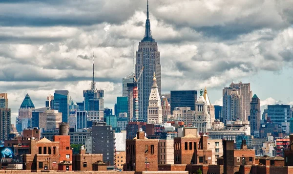 Rascacielos de Nueva York y Empire State Building — Foto de Stock