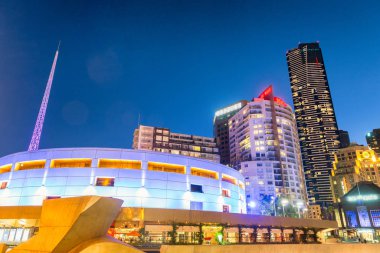 Melbourne gökdelenler sonra günbatımı - Victoria, Avustralya