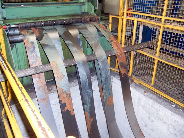 Bobine metalliche impianto industriale — Foto Stock