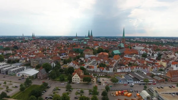 A légi felvétel a Lübeck, naplementekor, Németország — Stock Fotó