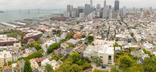 SAN FRANCISCO - 7 de agosto de 2017: skyline aéreo de São Francisco — Fotografia de Stock