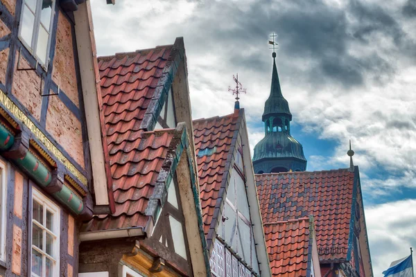 Celle, Alemanha. Edifícios medievais no centro da cidade — Fotografia de Stock