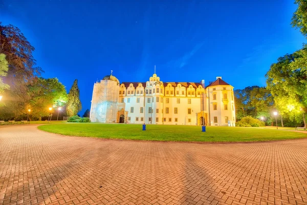 Slottet i Celle, Tyskland. Visa på natten — Stockfoto