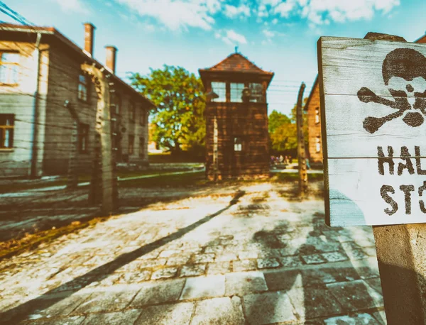 Fermare il segnale di morte al campo di concentramento Auschwitz Birkenau Polonia — Foto Stock