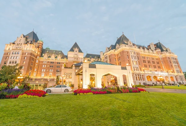 VITÓRIA, COLUMBIA BRITISH - 14 DE AGOSTO DE 2017: The Empress Hotel — Fotografia de Stock