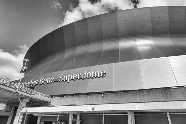 New orlean, la - januar 2016: mercedes benz superdome, ein zuhause — Stockfoto