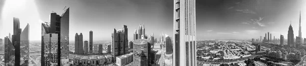 Aerial panoramic view of Dubai skyline from the city river, Unit — Stock Photo, Image