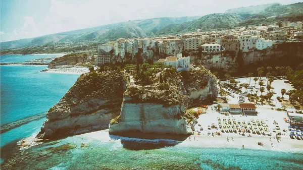 Vue aérienne du littoral de Tropea en Calabre, Italie — Photo