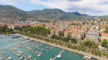 La Spezia liman alanı havadan görünümü