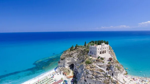 Luchtfoto van Tropea kust in Calabrië, Italië — Stockfoto