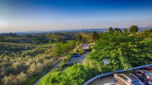 Vista aérea da bela paisagem da Toscana ao entardecer, Itália — Fotografia de Stock