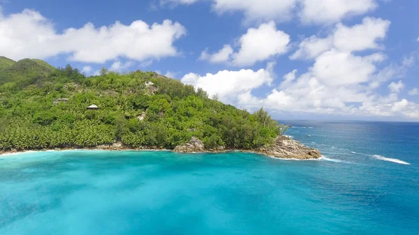 Anse Intendance i Mahe' Island - Flygfoto över Seychellerna äkthetsbevis — Stockfoto