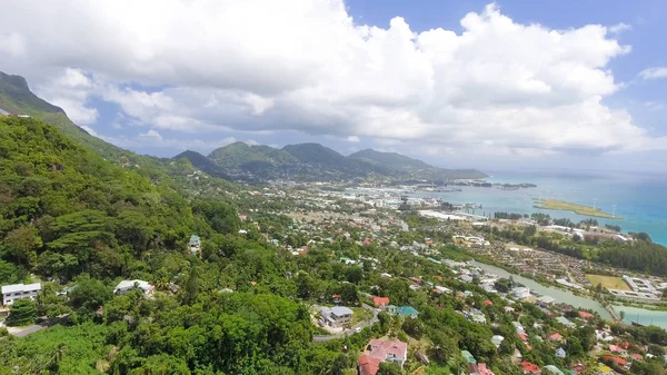 Aerial view of Mahe' mountains and coastline — Stock Photo, Image