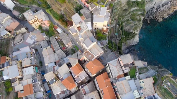 Režie letecký pohled na území pěti domů, Itálie — Stock fotografie