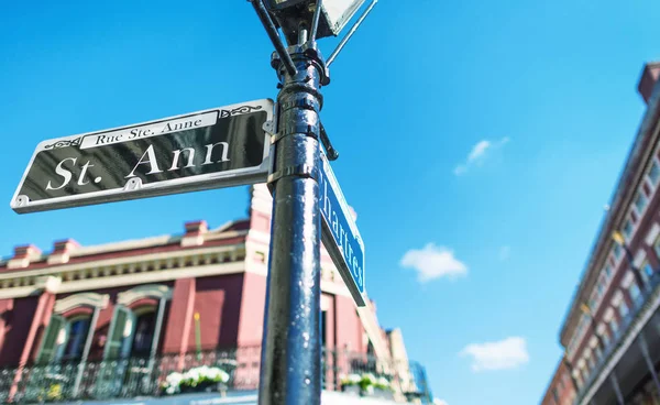 New Orleans'ta sokak işaretleri — Stok fotoğraf