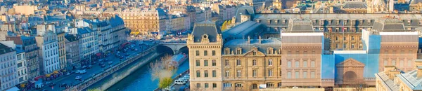 Paris, France. Vue sur la ville depuis Notre Dame — Photo