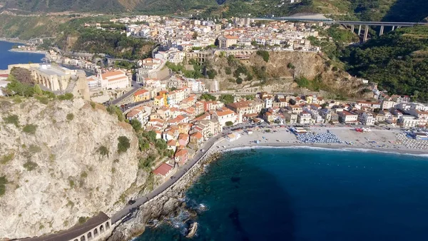 Vista aérea de Scilla, costa de Calbria, Italia — Foto de Stock