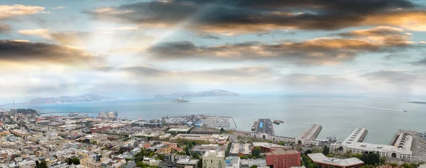Gün batımında, California San Francisco güzel manzarası — Stok fotoğraf