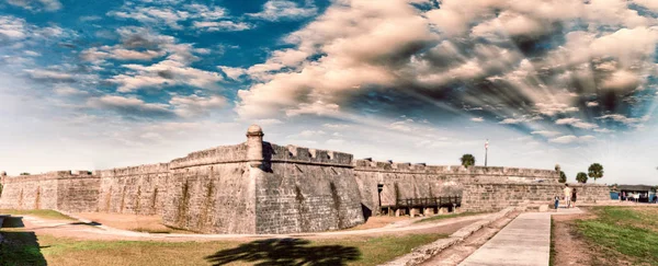 Naplemente panoráma St Augustine középkori vár — Stock Fotó