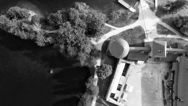 Ortaçağ Kalesi ek yükü havadan görünümü