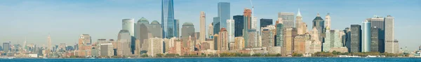 Υπέροχη πανοραμική θέα της Νέας Υόρκης ουρανοξύστες σε μια ηλιόλουστη ημέρα — Φωτογραφία Αρχείου