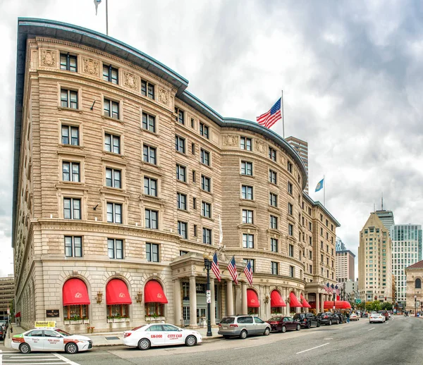 BOSTON - SEPTIEMBRE 2015: Fairmont Copley Square Hotel. Esta es una — Foto de Stock