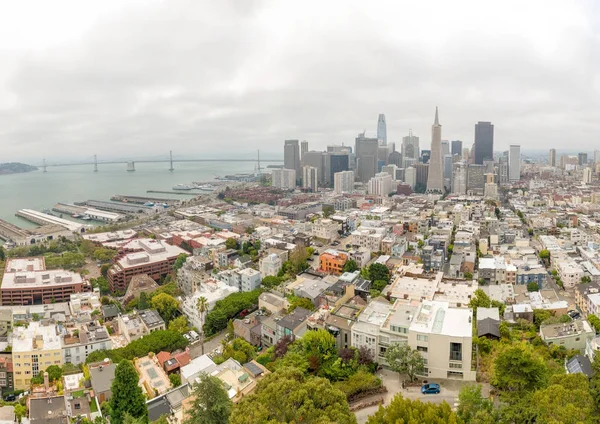 SAN FRANCISCO - 7 de agosto de 2017: skyline aéreo de San Francisco —  Fotos de Stock