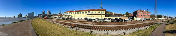 NUEVOS ORLEANOS - FEBRERO 2016: Vista panorámica de la ciudad. Nueva Orleans en — Foto de Stock