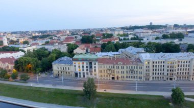 Riga, Letonya 'nın hava gece görüşü