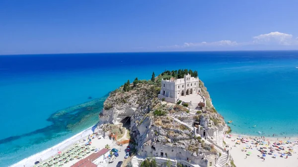 Luchtfoto van Calabrië, Tropea kustlijn — Stockfoto