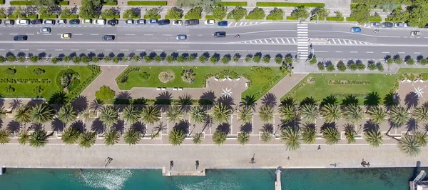 Vista aérea del paseo de la ciudad — Foto de Stock