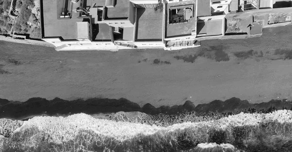 Hava havai görünümü evleri ve volkanik beach