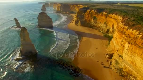 オーストラリア ビクトリア州の 人の使徒の素晴らしい景色 ビデオ — ストック動画