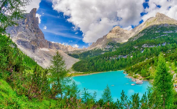 Sorapiss meer in de Italiaanse Alpen, Europa — Stockfoto