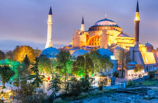 Hagia Sophia bei Nacht, Istanbul, Türkei — Stockfoto