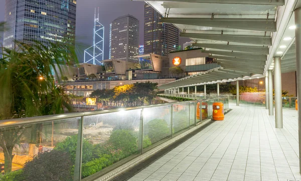 HONG KONG - MAY 12, 2014: Modern city skyline at night. Hong Kon — Stock Photo, Image