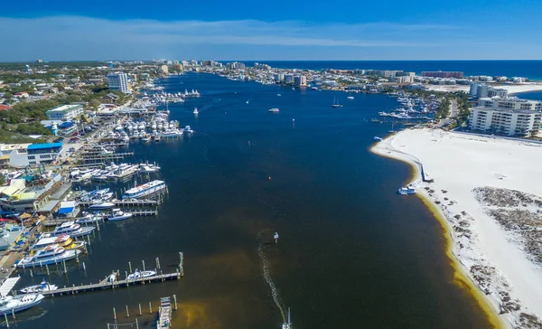 Vista aérea del horizonte y la playa de Destin, Florida en invierno — Foto de Stock