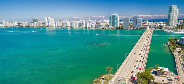 Vista aérea de MacArthur Causeway, Miami — Fotografia de Stock