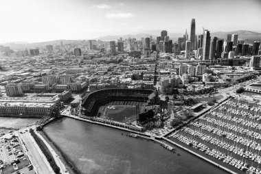 San Francisco - Ağustos 2017: San Francisco skylin havadan görünümü