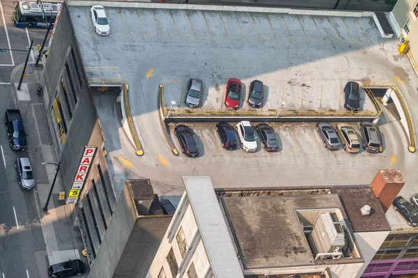 Podwyższone Miasto samochodów parking, widok z lotu ptaka — Zdjęcie stockowe