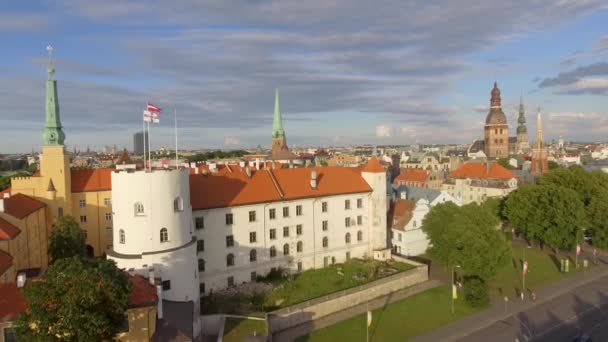 Castello Riga Edifici Storici Sulla Riva Del Fiume Daugava Riga — Video Stock