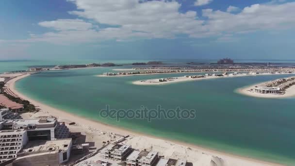 Dubai Yat Limanı manzarası ve Palm Jumeirah, Birleşik Arap Emirlikleri Hava — Stok video