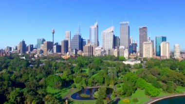 Sydney defne binalar ve park hava görünümünü bir güneşli bir gün, Avustralya, video