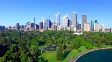Sydney defne binalar ve park hava görünümünü bir güneşli bir gün, Avustralya, video