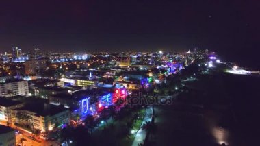 Miami Beach manzarası, gece, Florida, ABD Hava görünümünü. Video