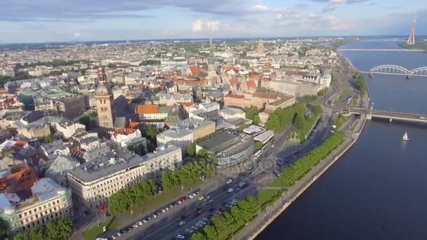 Riga Castle Historische Gebouwen Aan Oever Van Rivier Daugava Riga — Stockvideo