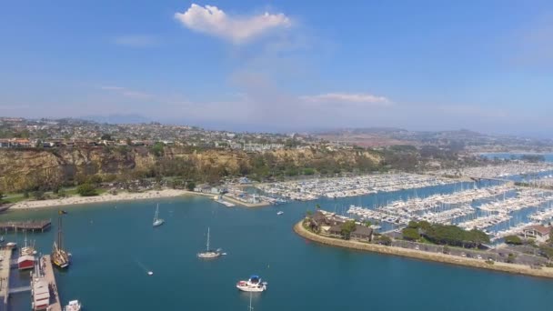 Amazing panoramic aerial view of Dana Point, California — Stock Video