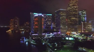 Güzel bir gece, Florida, ABD Miami Beach gökdelenler manzarası