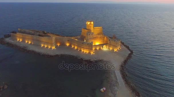 Panoramisch Luchtfoto Van Aragonese Fort Calabrië Italië Video — Stockvideo