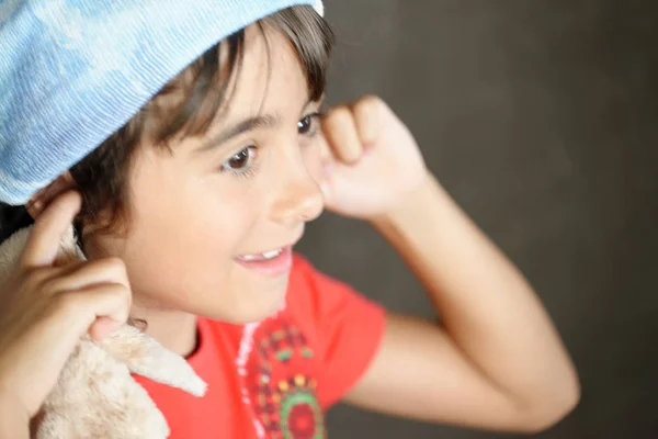 Cute Little Girl Protecting Ears — Stock Photo, Image